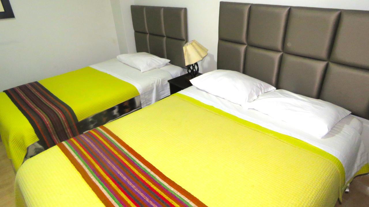 Hostal Mica Abancay Екстер'єр фото