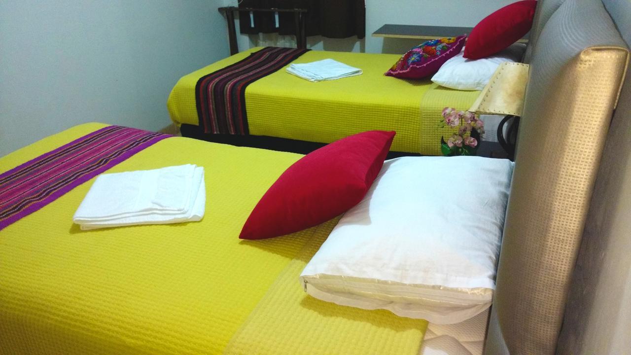 Hostal Mica Abancay Екстер'єр фото