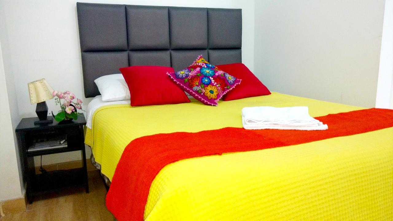 Hostal Mica Abancay Екстер'єр фото
